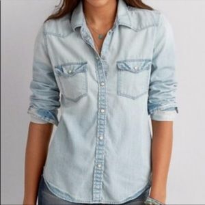 American Eagle Slim Fit Light Denim Shirt, Large